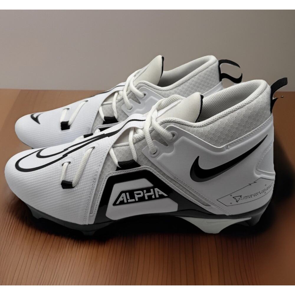 Nike Alpha Menace Pro 3 Men’s 13.5 Football Cleats White CT6649-100 Panda‎ New